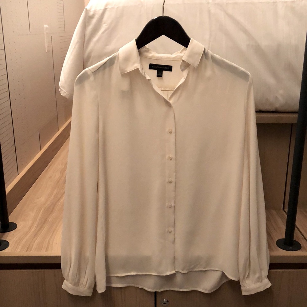 Cream Banana Republic Blouse